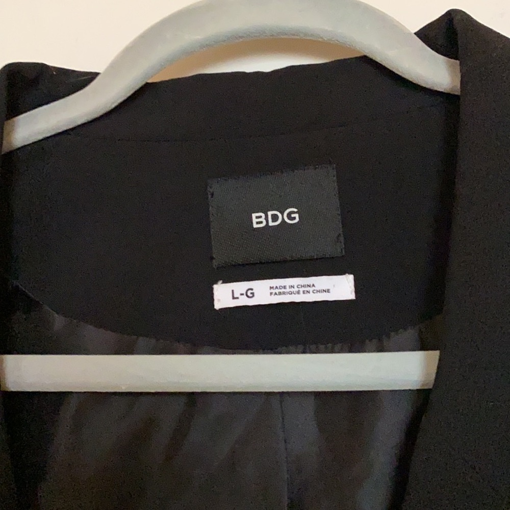 BDG Sleek Black Blazer: Women’s Large - Picture 5 of 6
